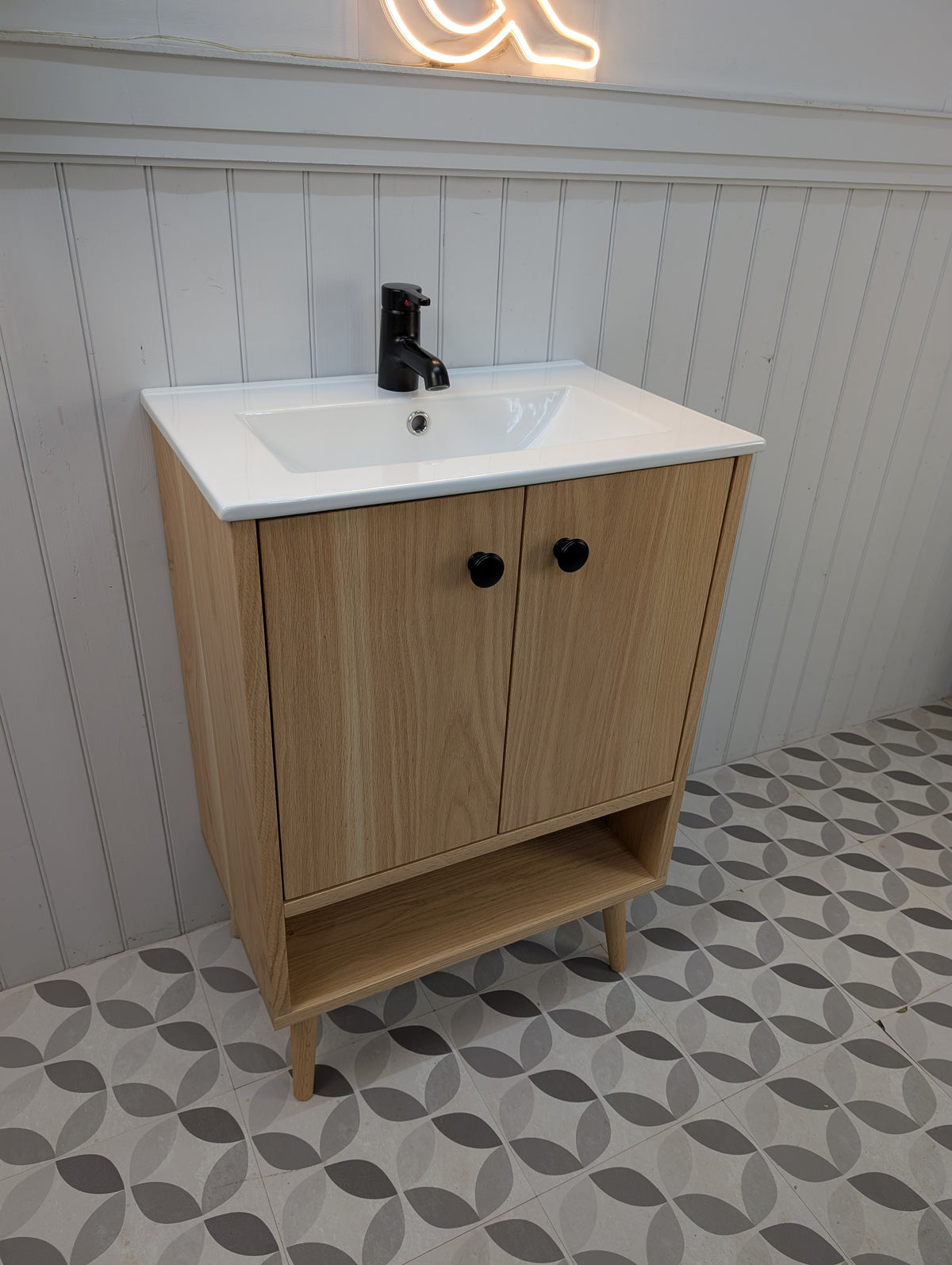 THE BURLINGTON / A Handmade Solid Oak Bathroom Vanity Unit with Inset Ceramic Basin