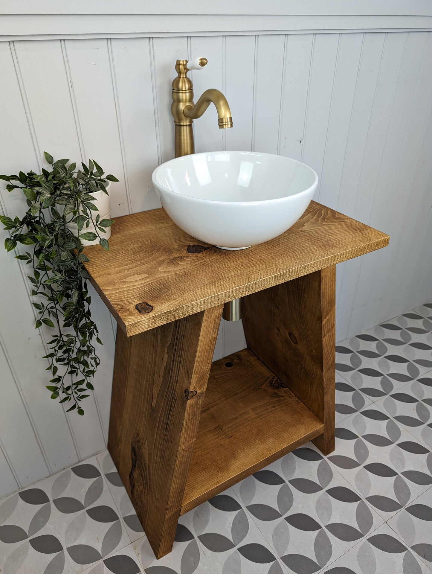 THE EDMONTON / A Handmade Solid Wood Bathroom Vanity Washstand