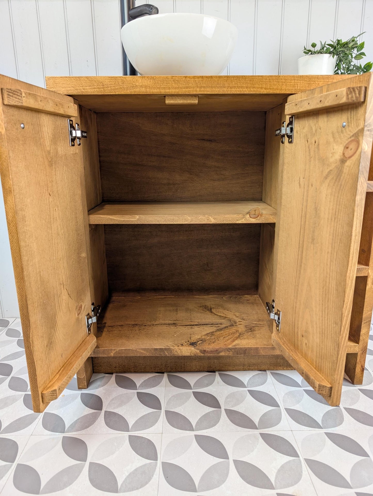 THE ALBERTA / A Handmade Solid Wood Bathroom Vanity Unit