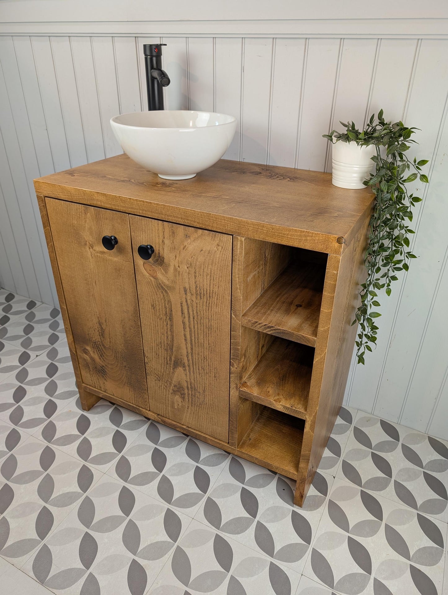 THE ALBERTA / A Handmade Solid Wood Bathroom Vanity Unit