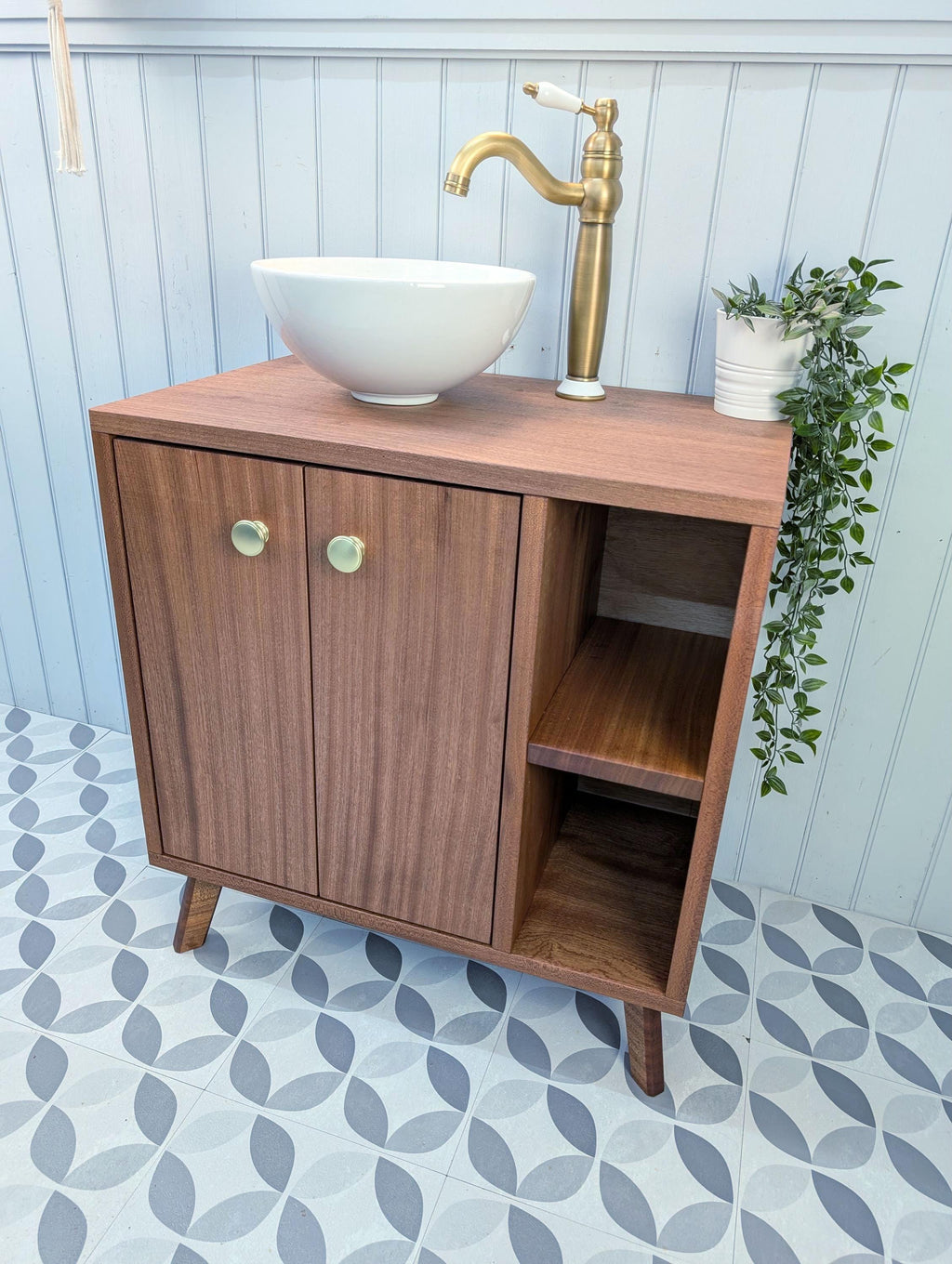 THE ALEXANDRIA / A Handmade Solid Hardwood Bathroom Vanity Unit