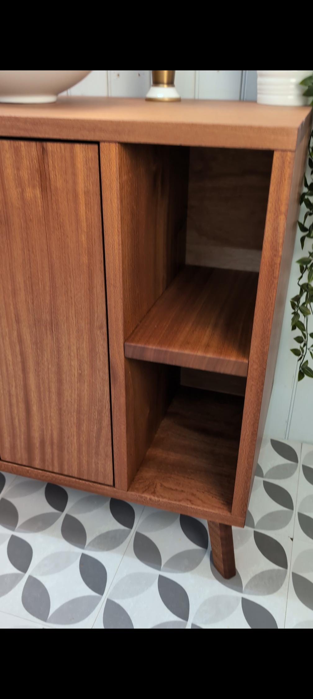 THE ALEXANDRIA / A Handmade Solid Hardwood Bathroom Vanity Unit